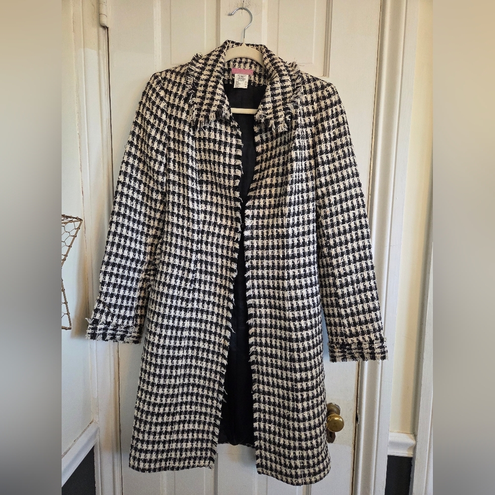 Lea Rome Made In France Houndstooth Black and White Coat